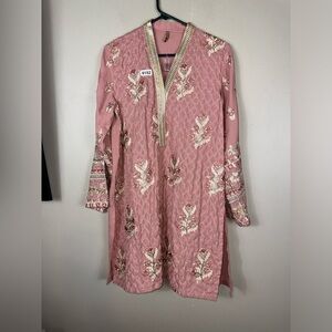 BeechTree  size 12  20 p2p 35” length kurtas embroidered nwt beautiful dress